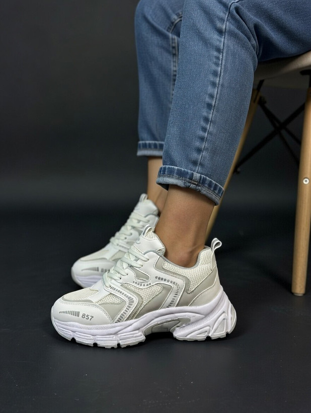 کتونی زنانه